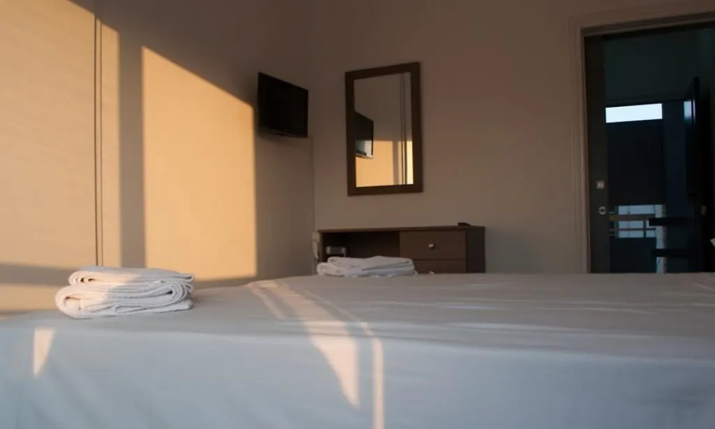 St. George Rent Rooms Larnaca Apartment