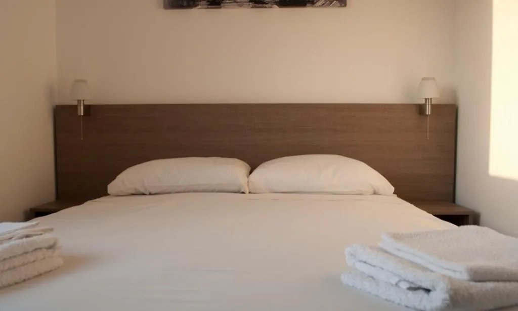 St. George Rent Rooms Larnaca Cyprus